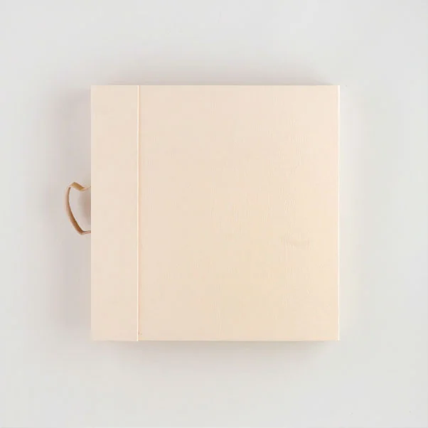 Diary Manufacturer